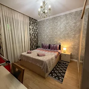  아파트 Old Apartments1